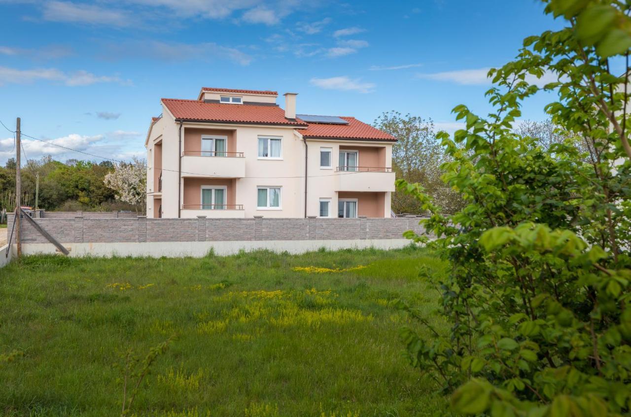 Apartman Knezevic A Fažana Εξωτερικό φωτογραφία